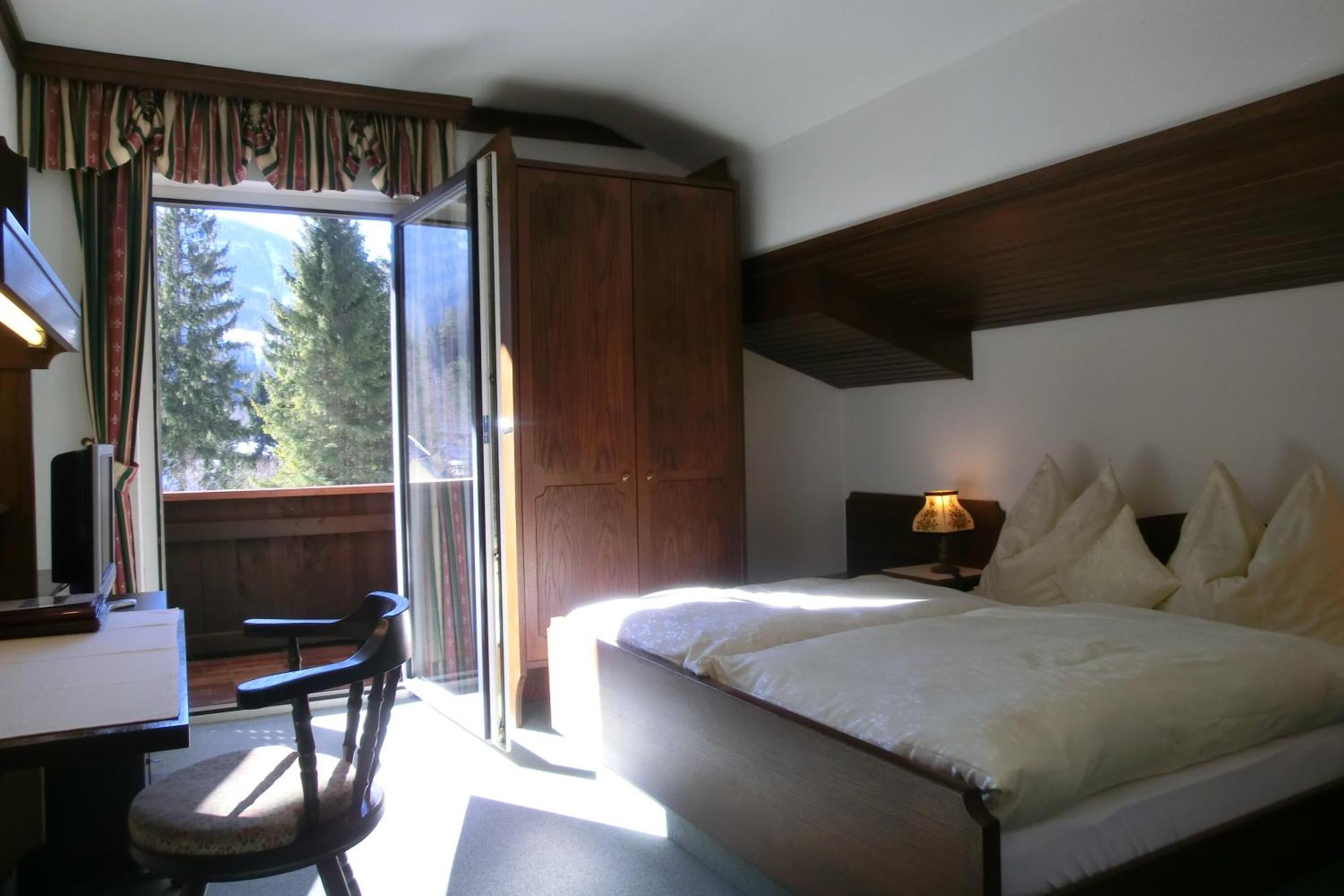 Hotel garni Landhaus Bürtlmair Hinterstoder Habitación foto